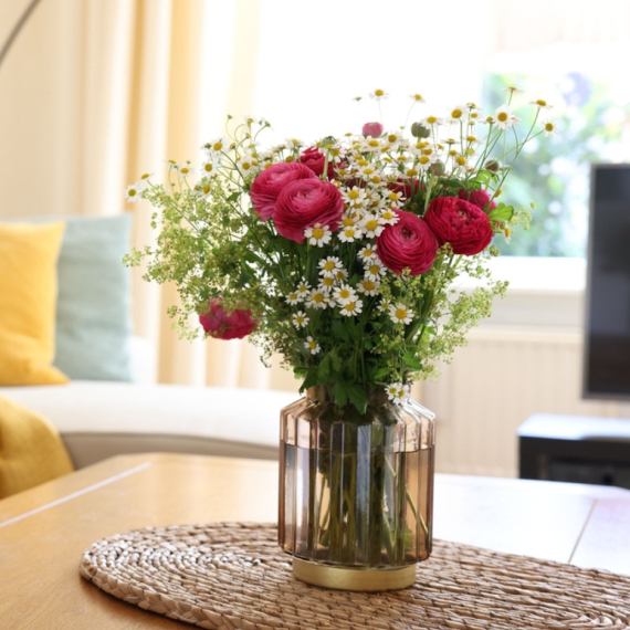 Šire ljubavnu energiju i teraju tugu: Ovo su najbolje vrste cveća za vaš dom