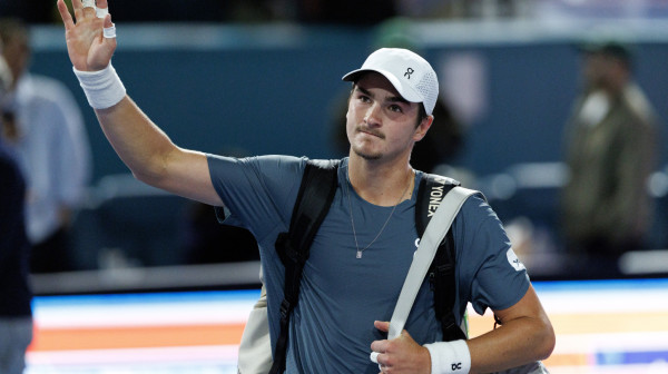 Fonseka uporedio Alkarasa i Sinera: "Jedan je robot, drugi ima sve"