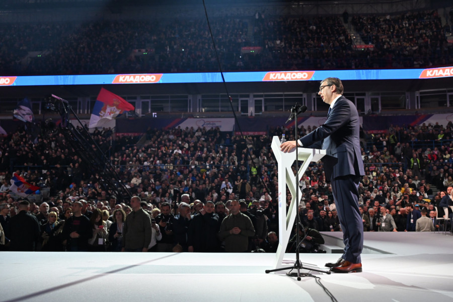 Vučić poslao snažne poruke; Godinu dana su nam uzimali živote i rušili Srbiju; Pobeda tek sledi FOTO/VIDEO