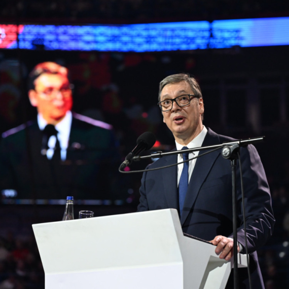 Vučić: "U Srbiji ograničenja na kupovinu naftnih derivata nema, svega imamo dovoljno"