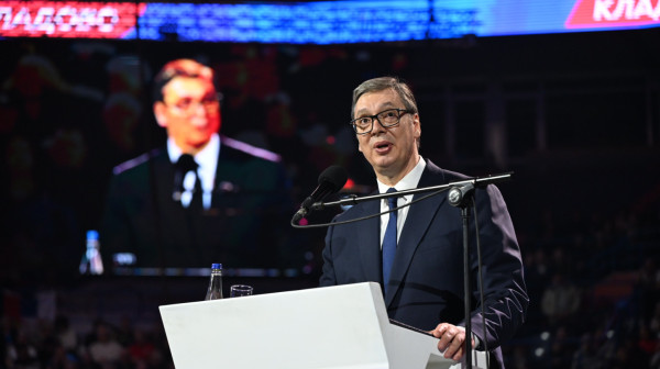 Vučić: "U Srbiji ograničenja na kupovinu naftnih derivata nema, svega imamo dovoljno"