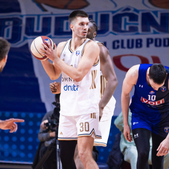 Dubai srušio Budućnost – blistava partija Muse i Petruševa