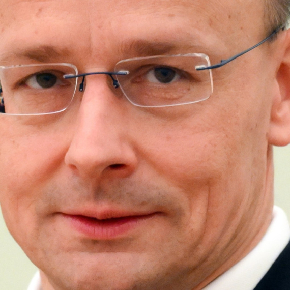 Sijarto optužen da "špijunira" za Moskvu; "On je izdajnik Mađarske"