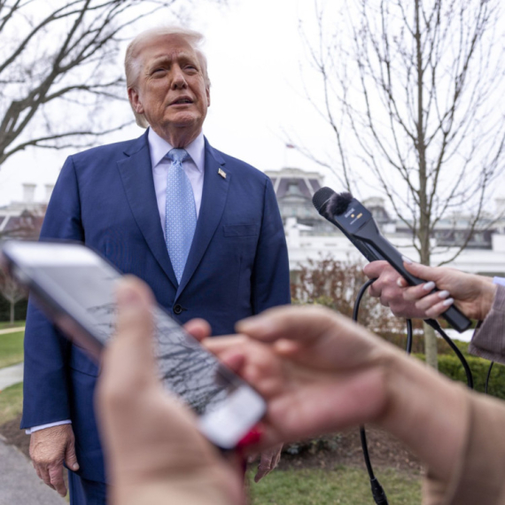 "Tramp svakog dana pokazuje svoju nepristojnost i nepodobnost za funkciju"