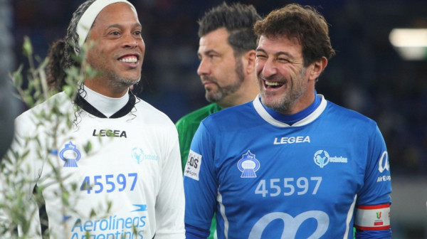 Napolitanci žestoko uvredili najtrofejnijeg Napolitanca u istoriji kluba