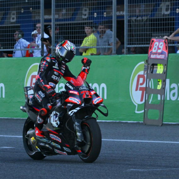 Aprilija se ne šali – Beceki dominantno "pokorio" Brazil