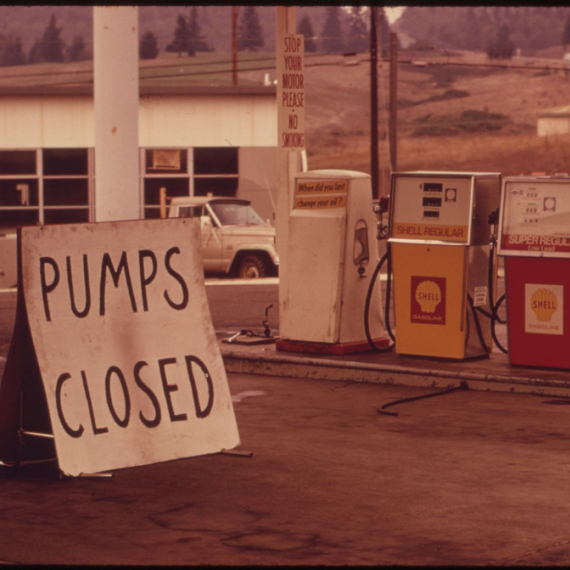 Sve "miriše" na sedamdesete: Zašto svi strepe i šta se tada dogodilo?