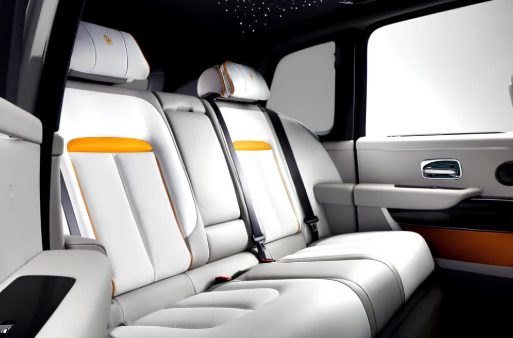 Rolls-Royce upozorava vlasnike: Ne koristite zadnja sedišta i gepek