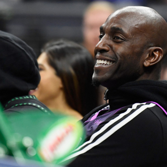 Garnet osuo paljbu po NBA ligi: "To nije sport, to je šou"