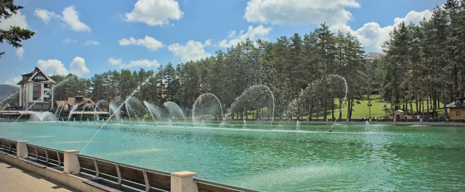 "Presušilo" jezero na Zlatiboru: Svi se pitaju šta se dešava VIDEO