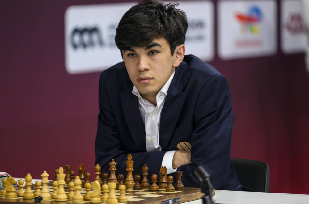 Čudo iz Uzbekistana ruši sve pred sobom – Hikaru razmišljao 67 minuta i izgubio