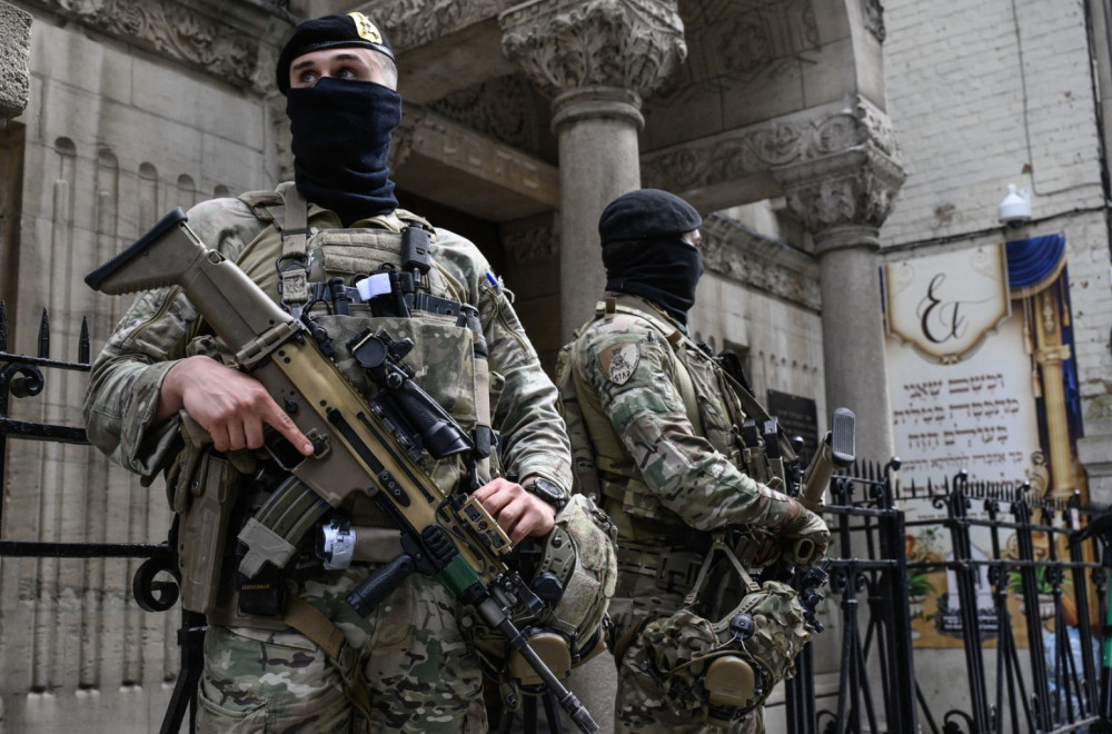 Evropa u panici: Vojska izašla na ulice