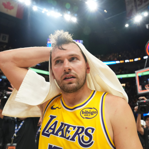 Dončić se ispromašivao, Lejkersi konačno izgubili VIDEO