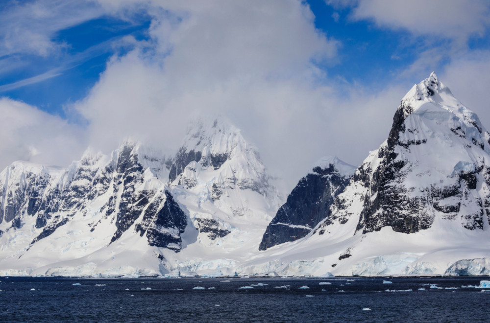 Misteriozna formacija na Antarktiku i dalje buni javnost; Vanzemaljci ili erozija? FOTO