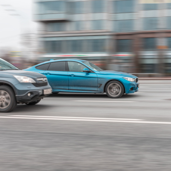 Bahati vozači prave "pakao" na beogradskim ulicama VIDEO