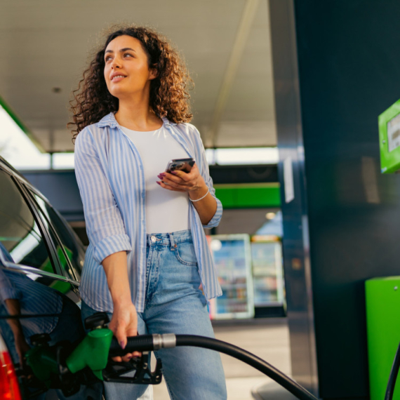 Influenserka razbesnela internet zbog komentara o cenama goriva