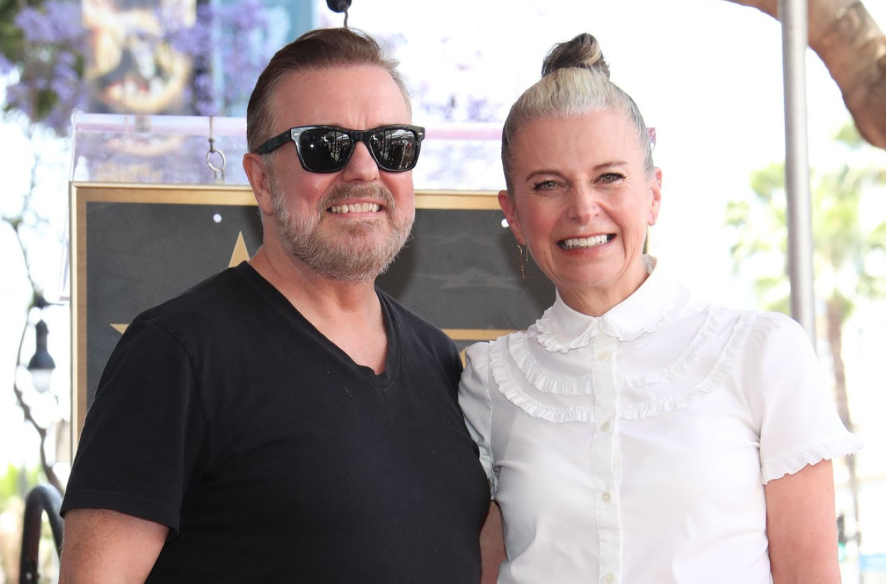 Poznata spisateljica operisala rak dojke: "Drži me superlepak i razgradivi šavovi" FOTO