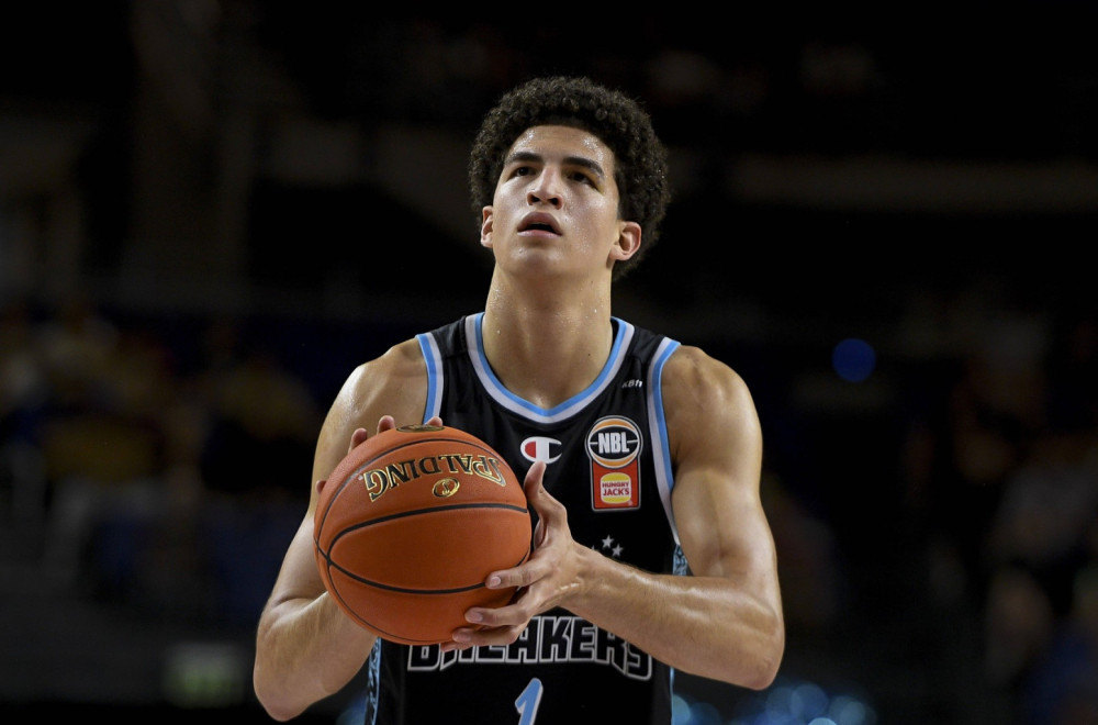 Meksikanac ispisuje istoriju u NBA