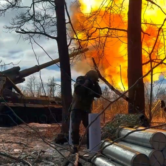 Sprečen kontranapad; U toku udari na Krim; Ruski gubici ogromni FOTO/VIDEO