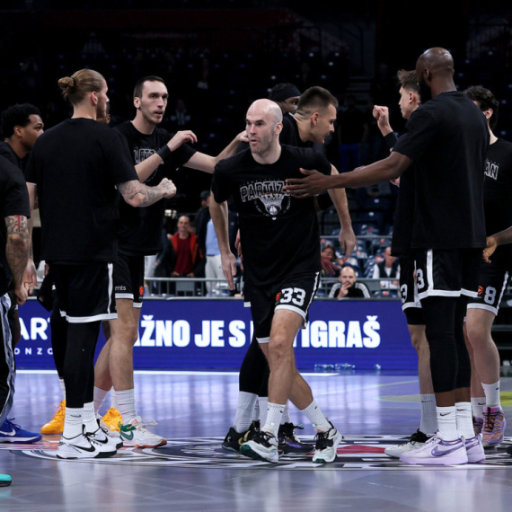 Partizan juri četvrtu u nizu; Areni se, ipak, popunjava – stigao i poseban gost