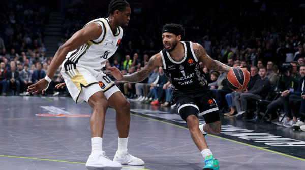 Ostekovski trojkama vratio Partizan!