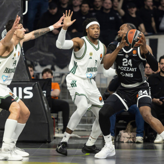 Panata u ponoć otpustila centra