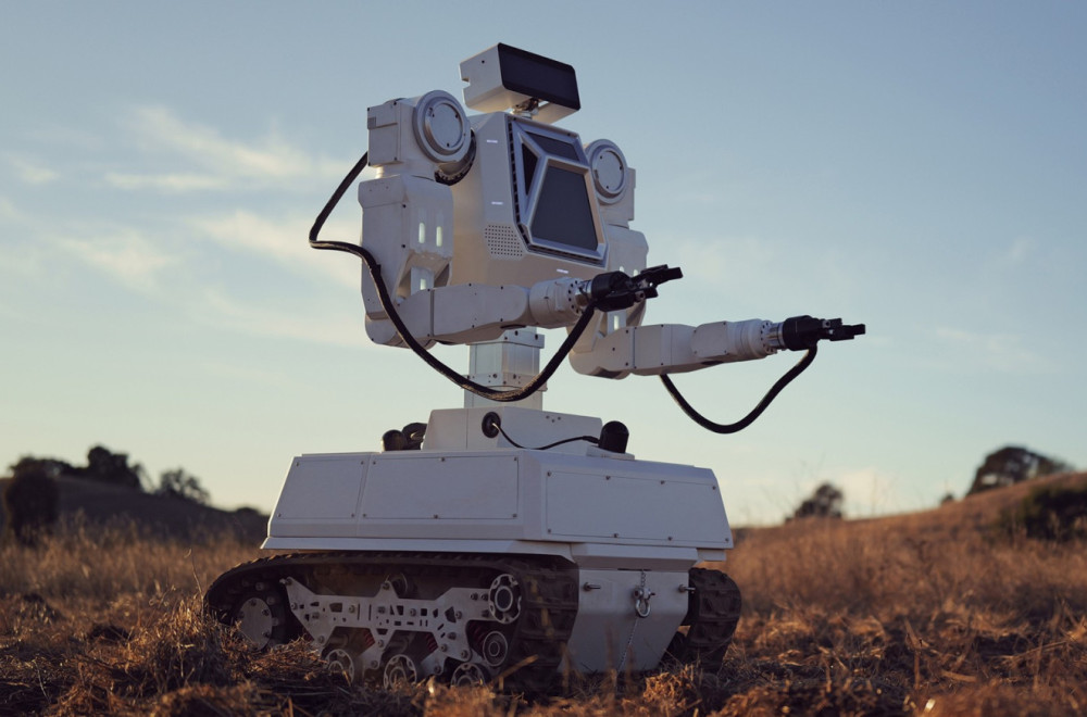 Ovaj robot ima više od dva metra, a pogledajte za šta je napravljen FOTO