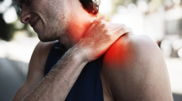 Šta vam telo poručuje kroz bol i zašto je važno slušati signale iznutra