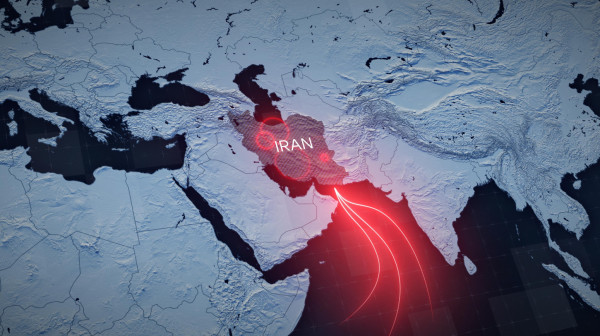 Iran tvrdi jedno, Amerika drugo; Ko kontroliše Ormuz?