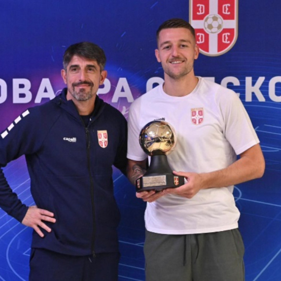 Sergej posle povratka u reprezentaciju. "Počeo sam sa Veljkom, a sada mi uručuje Zlatnu loptu"
