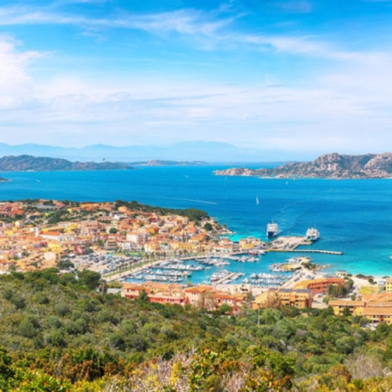 Putnici šokirani: Na aerodromu ove zemlje će vas naterati da potpišete obećanje VIDEO