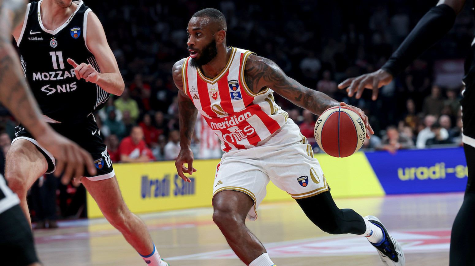 Miler-Mekintajer: "Dobro je što su zviždali Monekeu"