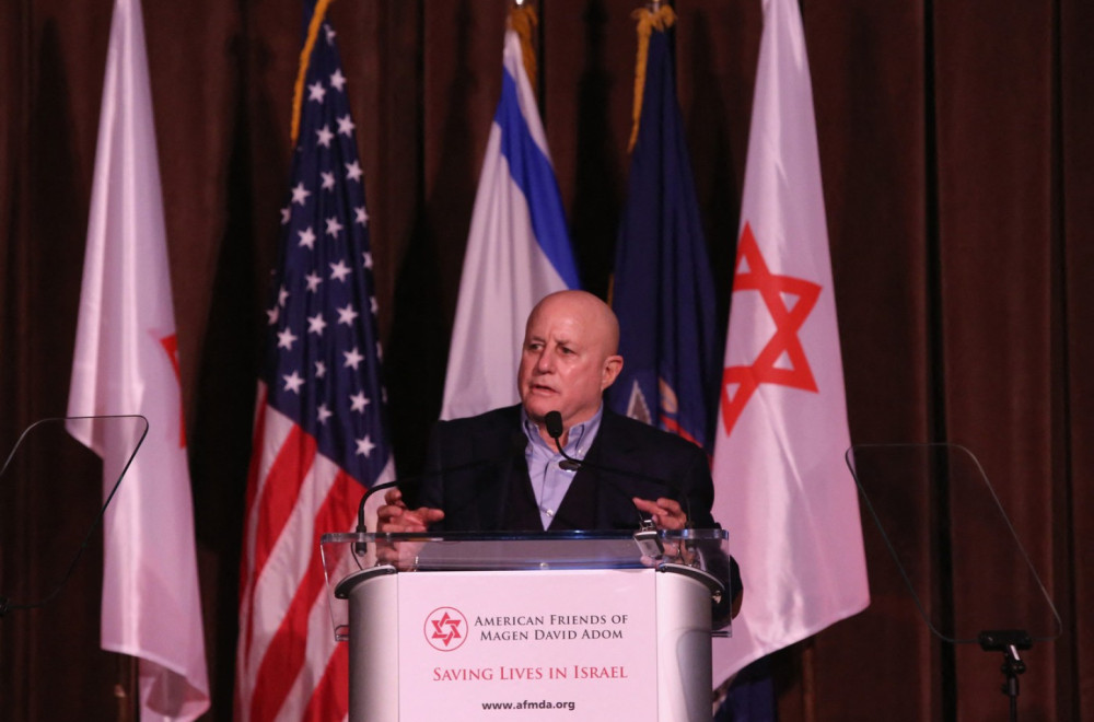 Preminuo petnaestogodišnji sin vlasnika Revlona FOTO