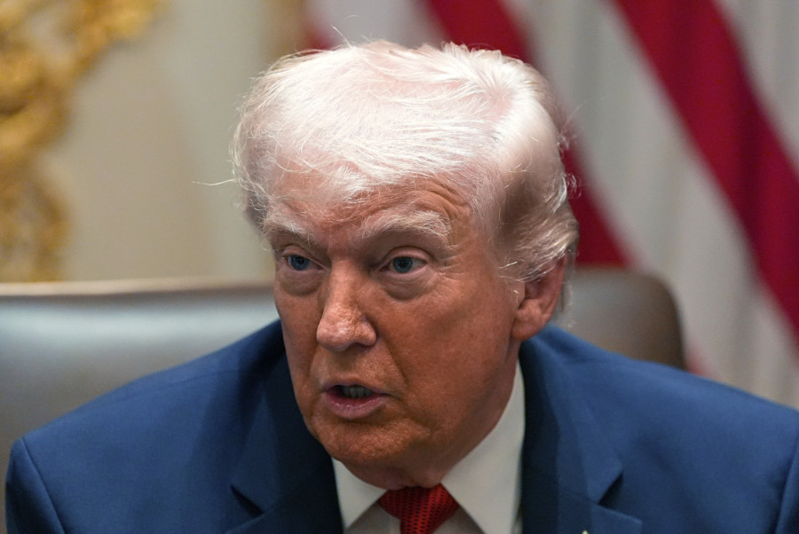 Trampu dosadio rat protiv Irana?