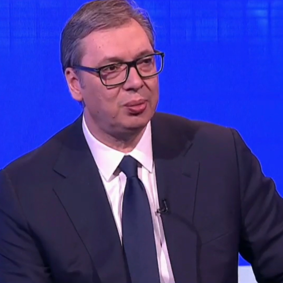 Vučić otkrio: "Stranci iz ambasada pomagali blokaderskim listama širom Srbije"