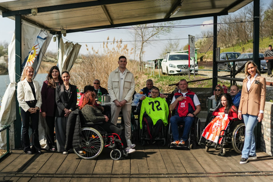 Humanost je utakmica u kojoj svi pobeđujemo: Fondacija Mozzart i Guteša uručili donaciju udruženju Parakvad