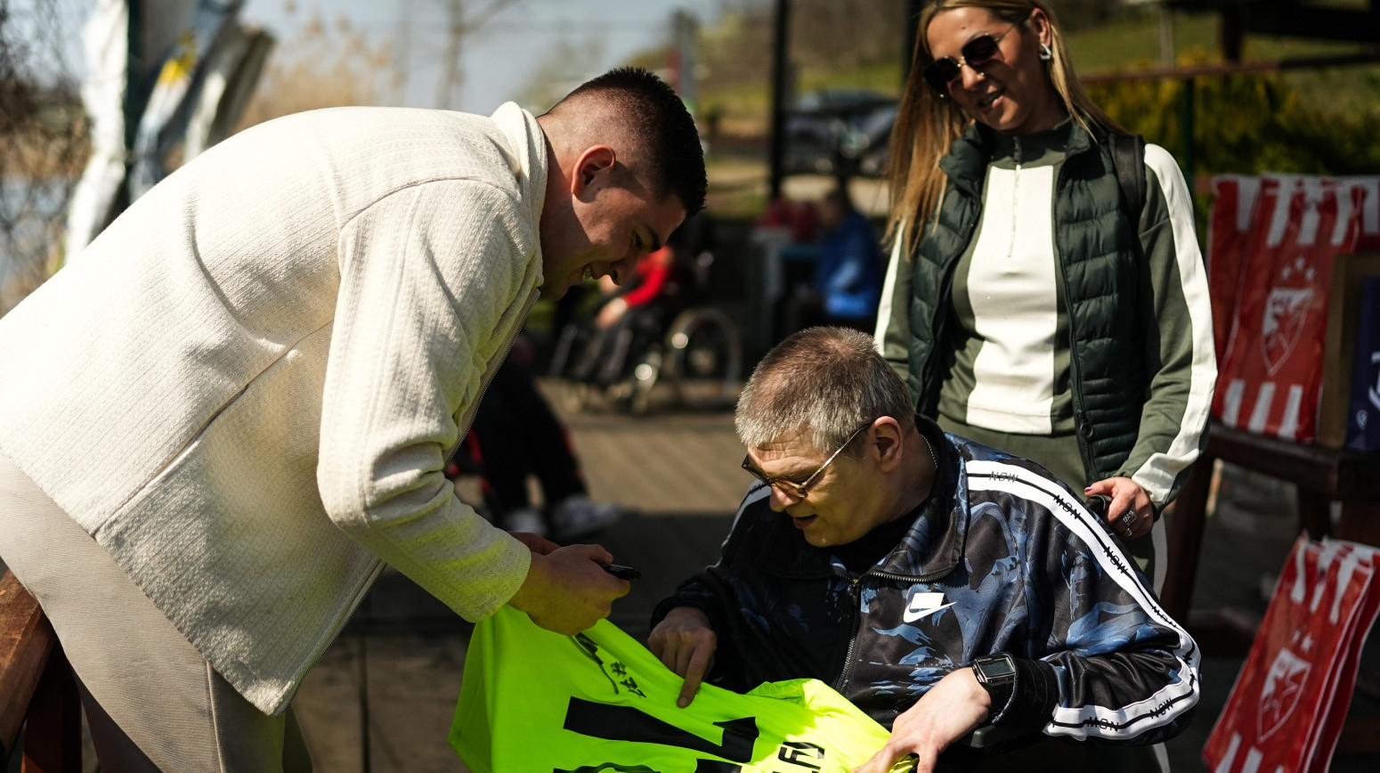 Humanost je utakmica u kojoj svi pobeđujemo: Fondacija Mozzart i Guteša uručili donaciju udruženju Parakvad