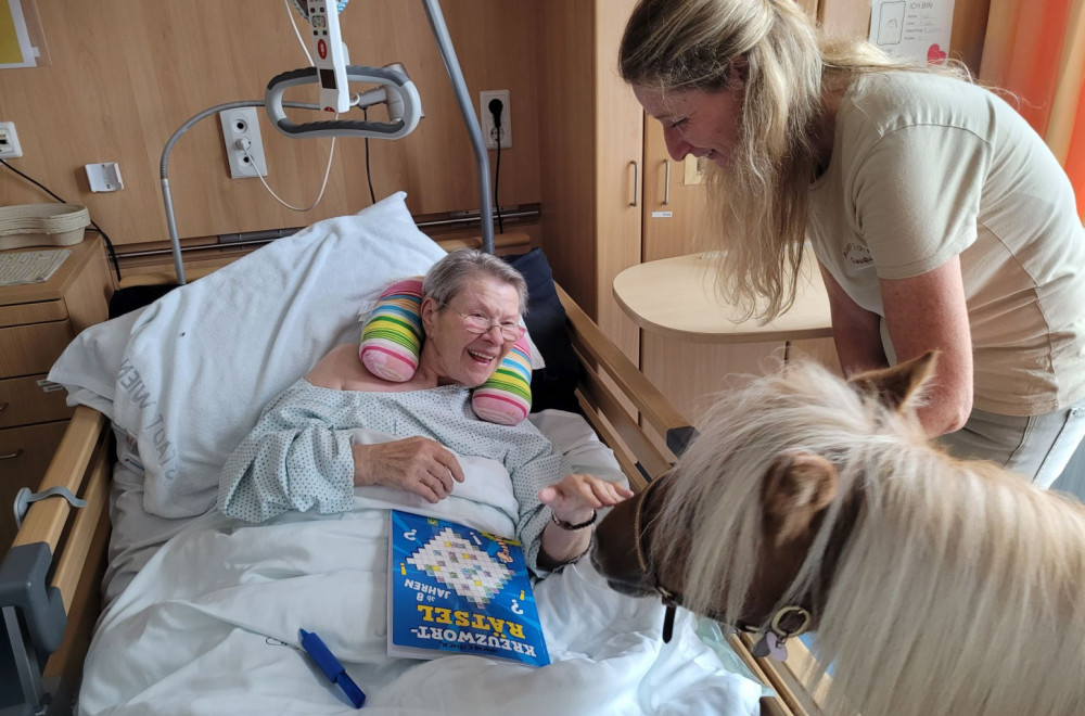 Nova dimenzija lečenja u Beču: Životinje vraćaju osmeh pacijentima FOTO