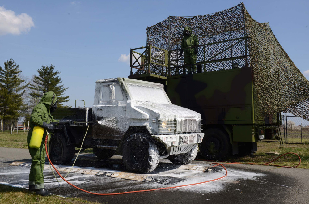 Neobična obuka na poligonju Ravnjak u Kruševcu: Vojska Srbije jača ABHO kapacitete FOTO