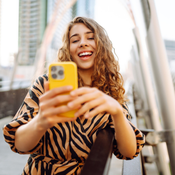 Astrolozi otkrili: Ova četiri znaka su najgori zavisnici od mobilnih telefona