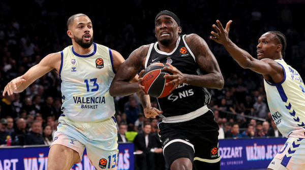 Valensija ima dvocifrenu prednost – Partizan loš