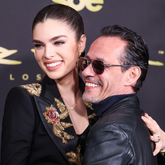 Mark Entoni i njegova 31 godinu mlađa žena otkrili pol bebe FOTO