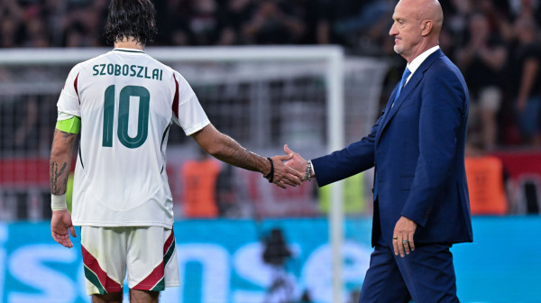 "Peckaju" se Liverpul i Mađari oko Soboslaja