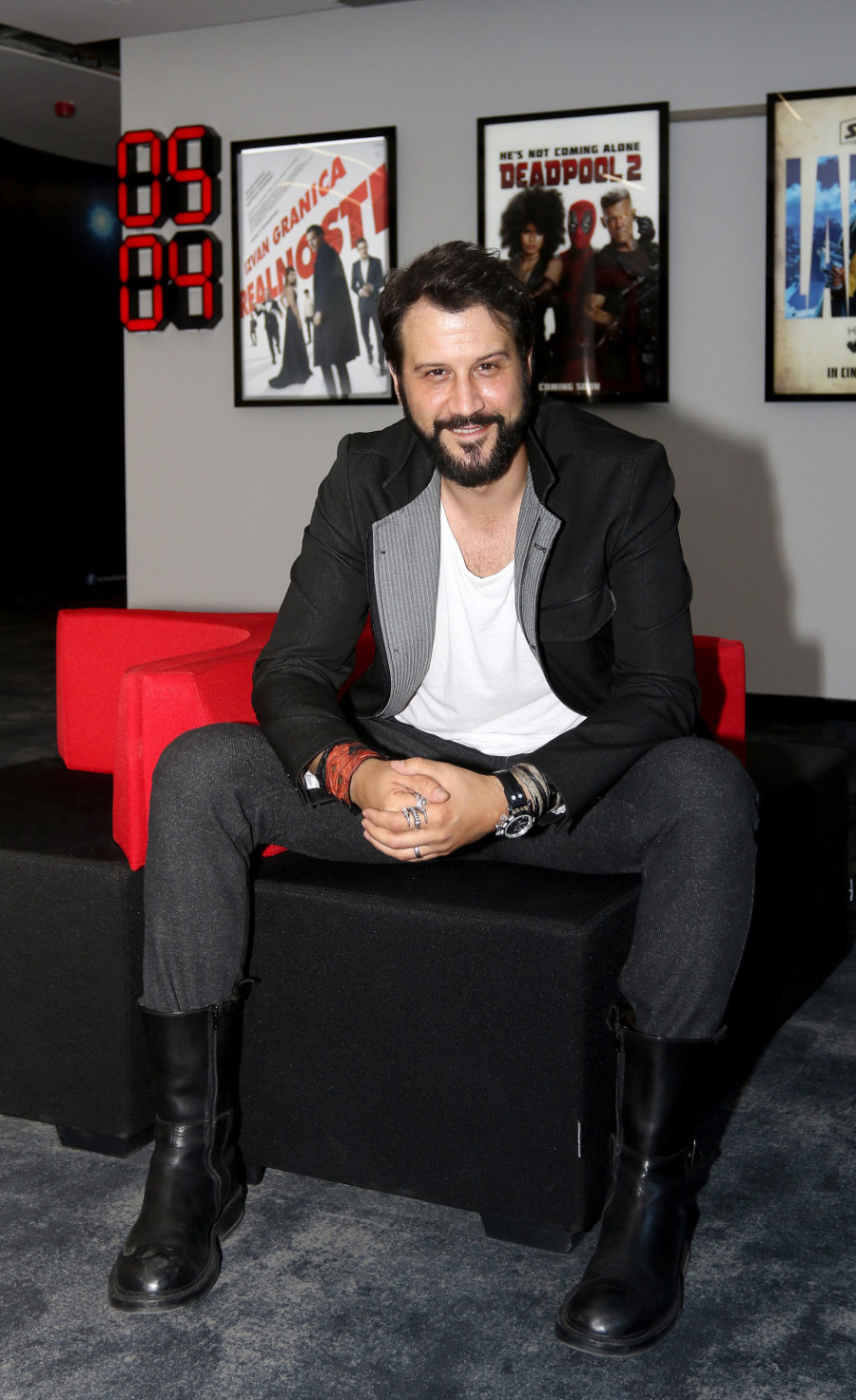 Stefan Kapičić ponovo uz reditelja Deadpoola, sada rame uz rame sa Kijanu Rivsom