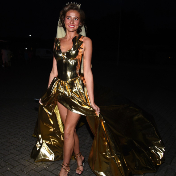 Udaje se 16-godišnja ćerka Tajsona Fjurija: Osvanule fotke sa devojačke večeri FOTO