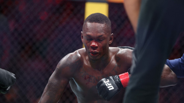 Adesanja nokautiran – 3 godine bez pobede VIDEO