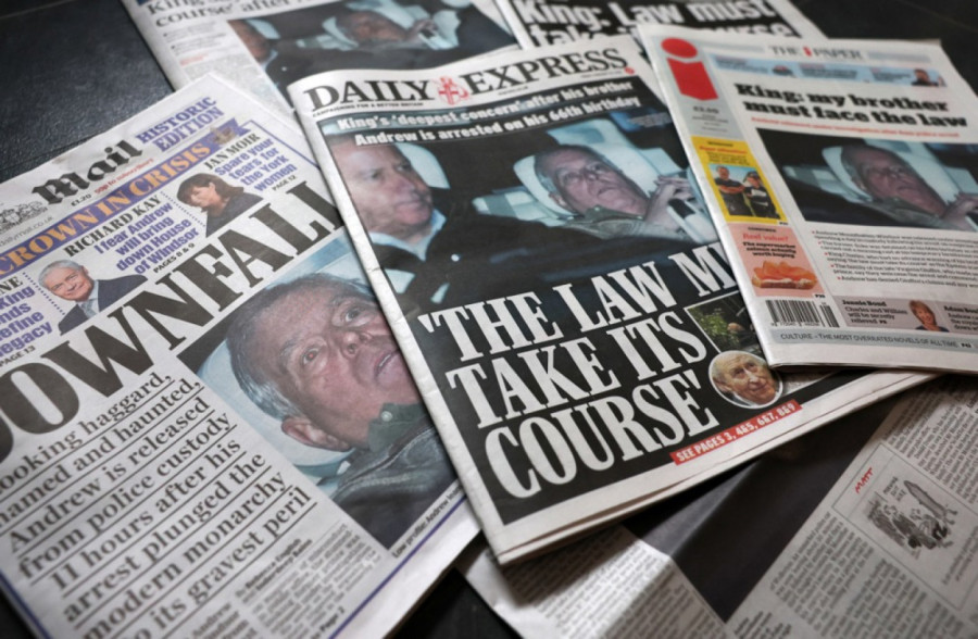 Bez milosti: Kralj izbacio brata iz kuće, spalili mu nameštaj