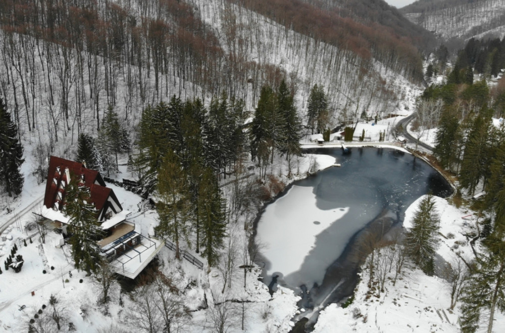Investicija vredna oko četiri miliona:  Gradi se dečije igralište na Jastrepcu