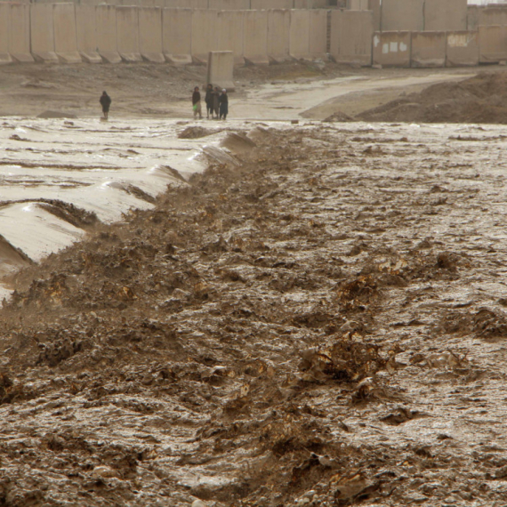 Katastrofalne poplave u Avganistanu: Poginulo više od 20 osoba; Voda nosi sve pred sobom FOTO/VIDEO