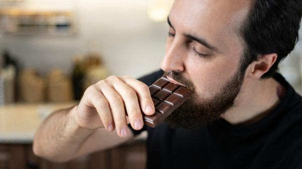 Lek za impotenciju nađen u čokoladi; Ugroženi muškarci zbog pada krvnog pritiska FOTO